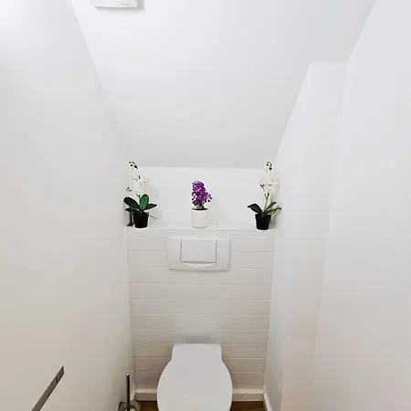 Urban Calm 2br With Parking Space Luxembourg