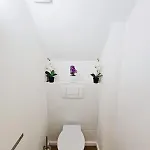 Urban Calm 2br With Parking Space Luxembourg